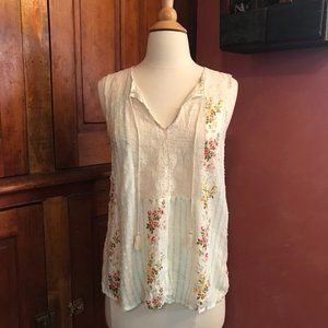 Love Stitch Small Cream sleeveless blouse